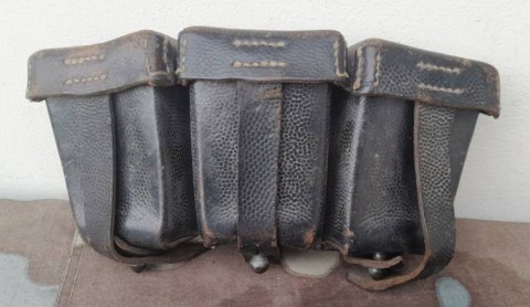 I - MILITARIA STORICA -  - WH    GIBERNA Tripla  x  K98k   Cuoio Nero.  MA.