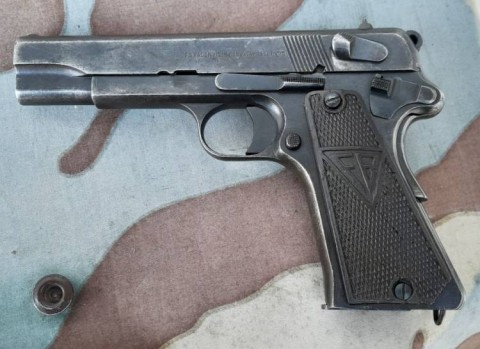 F - ARMI DISATTIVATE -  - PISTOLA  RADOM-VIS  M.35/I   (WaA) - (2)	