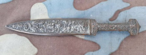 C - ARMI ANTICHE -  - TAGLIACARTE   IN STILE RINASCIMENTALE INCISO. SEC. XIX / XX.