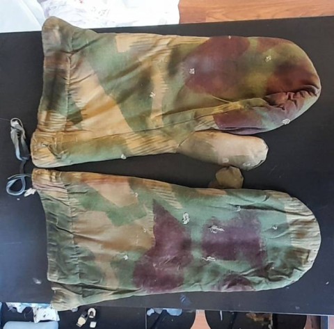 I - MILITARIA STORICA -  - HEER   GUANTI PESANTI REVERSIBILI  TAN WATER / BIANCO 