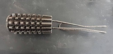 F - ARMI DISATTIVATE -  - AU    BOMBA a Mano  Zeitzunder Rohrhandgranate. (1)