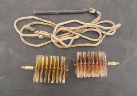 H - ACCESSORI -  - REI   SCOVOLO PULIZIA  BREDA 37								40,00