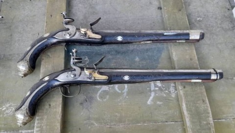 F - ARMI DISATTIVATE -  - COPPIA  PISTOLE   A PIETRA, FRANCIA  Sec. XVIII.