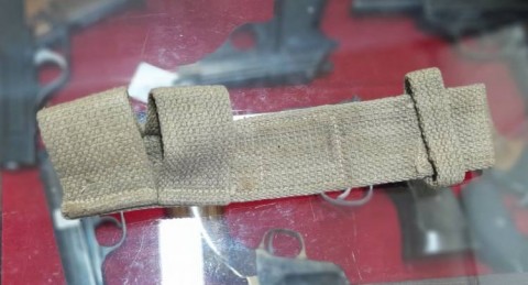 I - MILITARIA STORICA -  - GB   DRAGONA  BAY  x  ENFIELD  CANAPA.