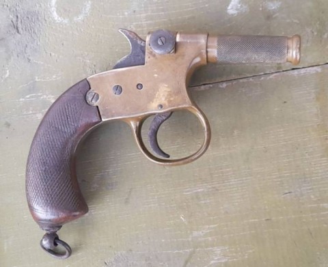 C - ARMI ANTICHE -  - GB  PISTOLA   ACCENDITORE  DELLA R.N.   IN BRONZO.